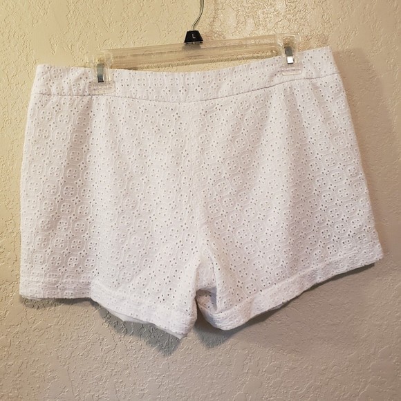 Cynthia Rowley Womens White Eyelet Ruffled Shorts Size 10 - Picture 6 of 10